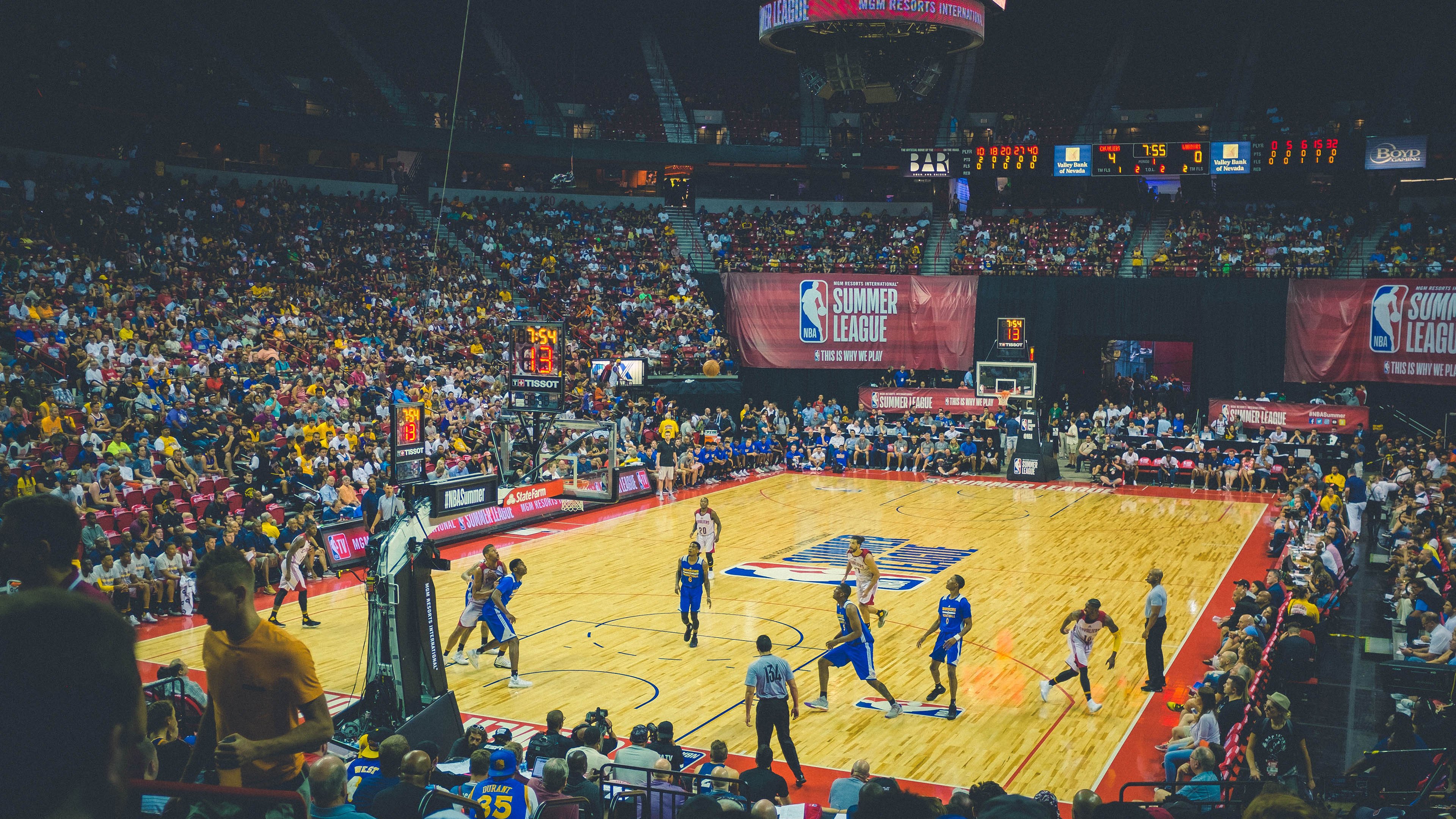 _场馆升级推动城市体育形象提升_，体育场馆改革方向